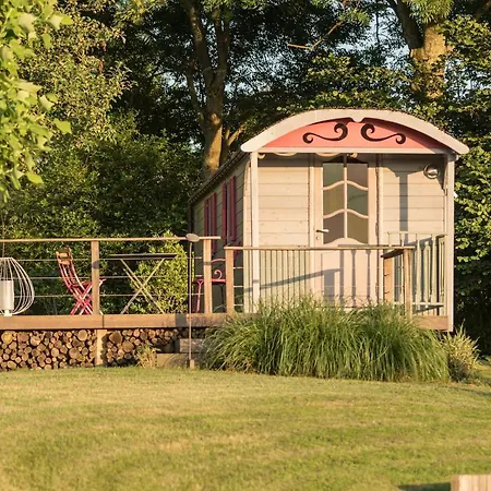 Locations - Domaine Le Coq Enchante בית נופש *