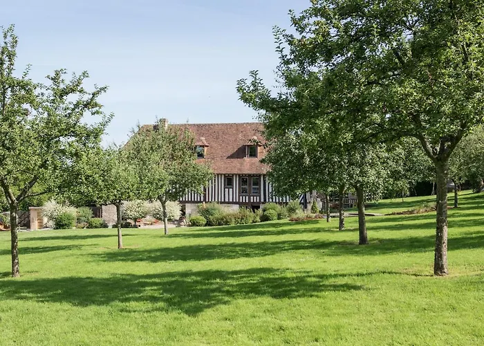 Locations - Domaine Le Coq Enchante Vakantiehuis Cambremer